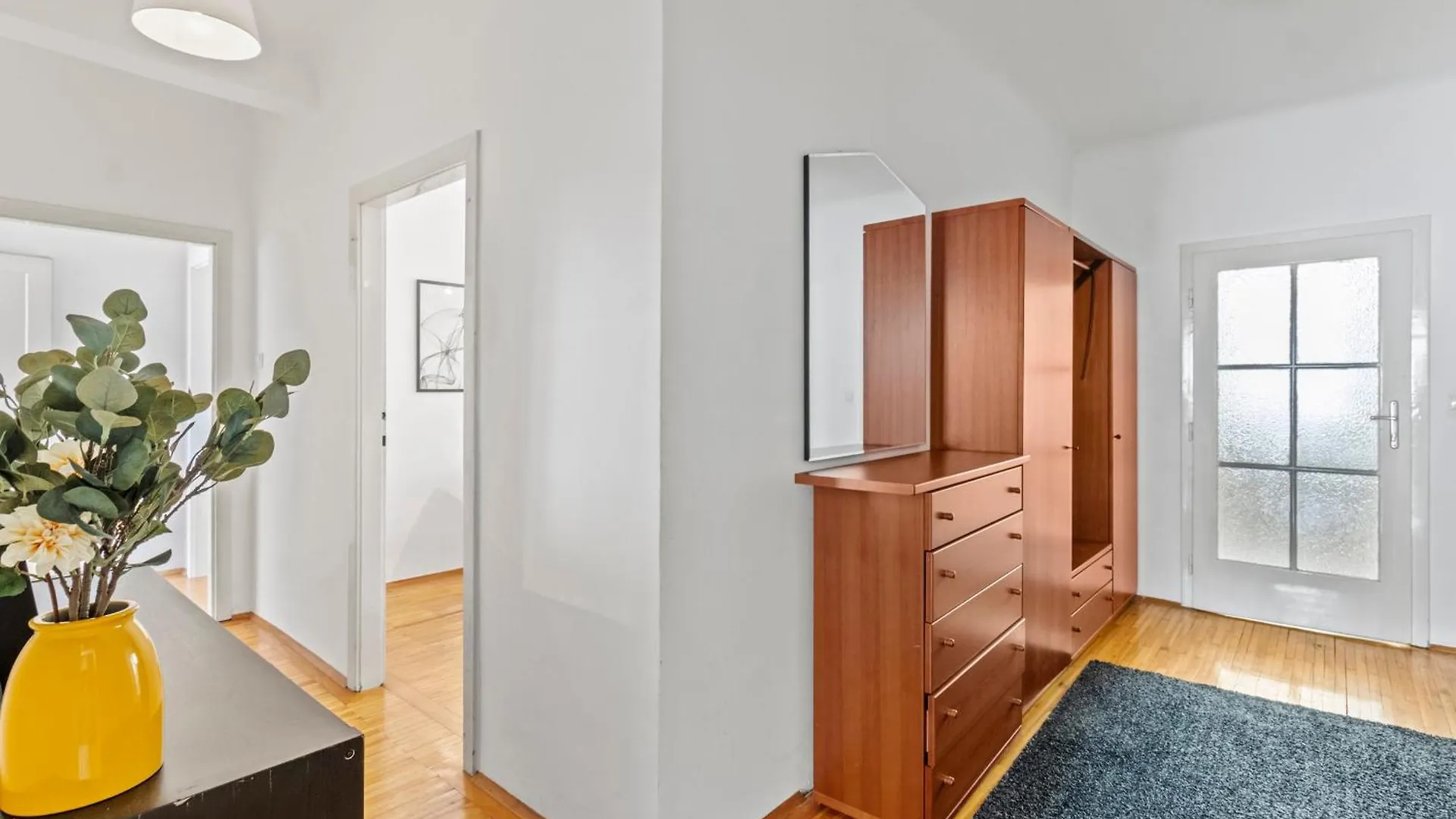 Zentrale Wohnung Fuer 12 Gaeste - 4 Schlafzimmer Vienna Apartment